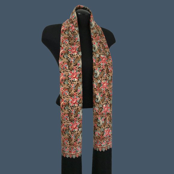 Warm and cozy scarf, evening shoulder wrap, Travel and wedding wrap, Pashmina - Picture 2 of 8